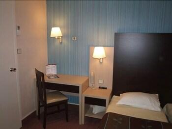 Des Trois Gares Hotel Paris