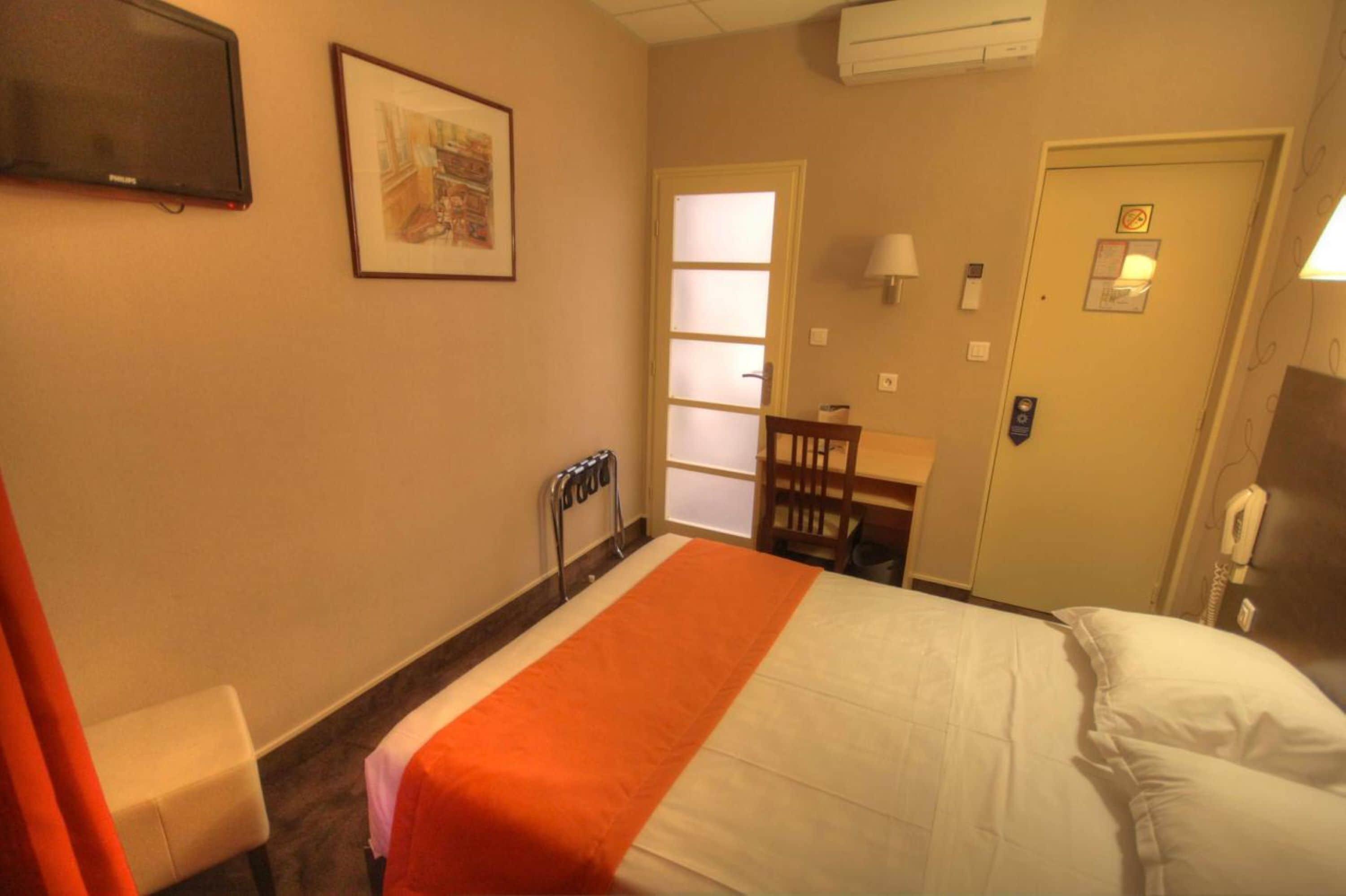Hotel Des Trois Gares Paris