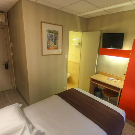 Hotel Des Trois Gares Parigi