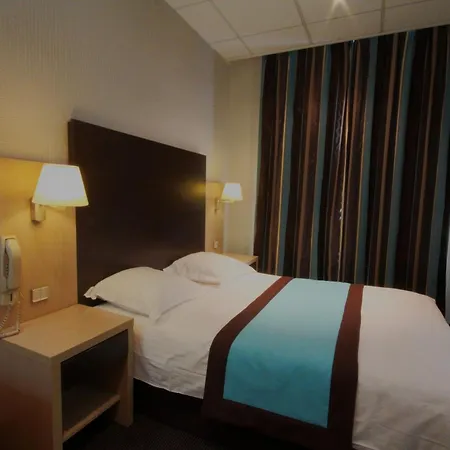 Hotel Des Trois Gares