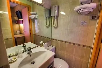 Des Trois Gares Hotel Paris