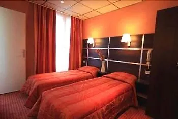 Des Trois Gares Parigi