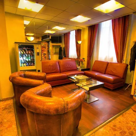Des Trois Gares Hotel