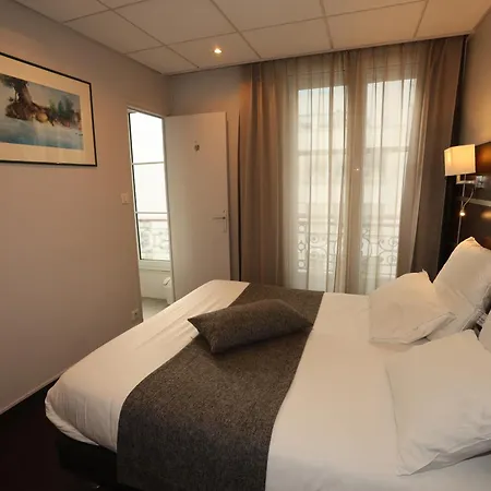 Hotel Des Trois Gares 3*
