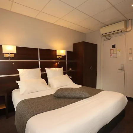Hotel Des Trois Gares 3*